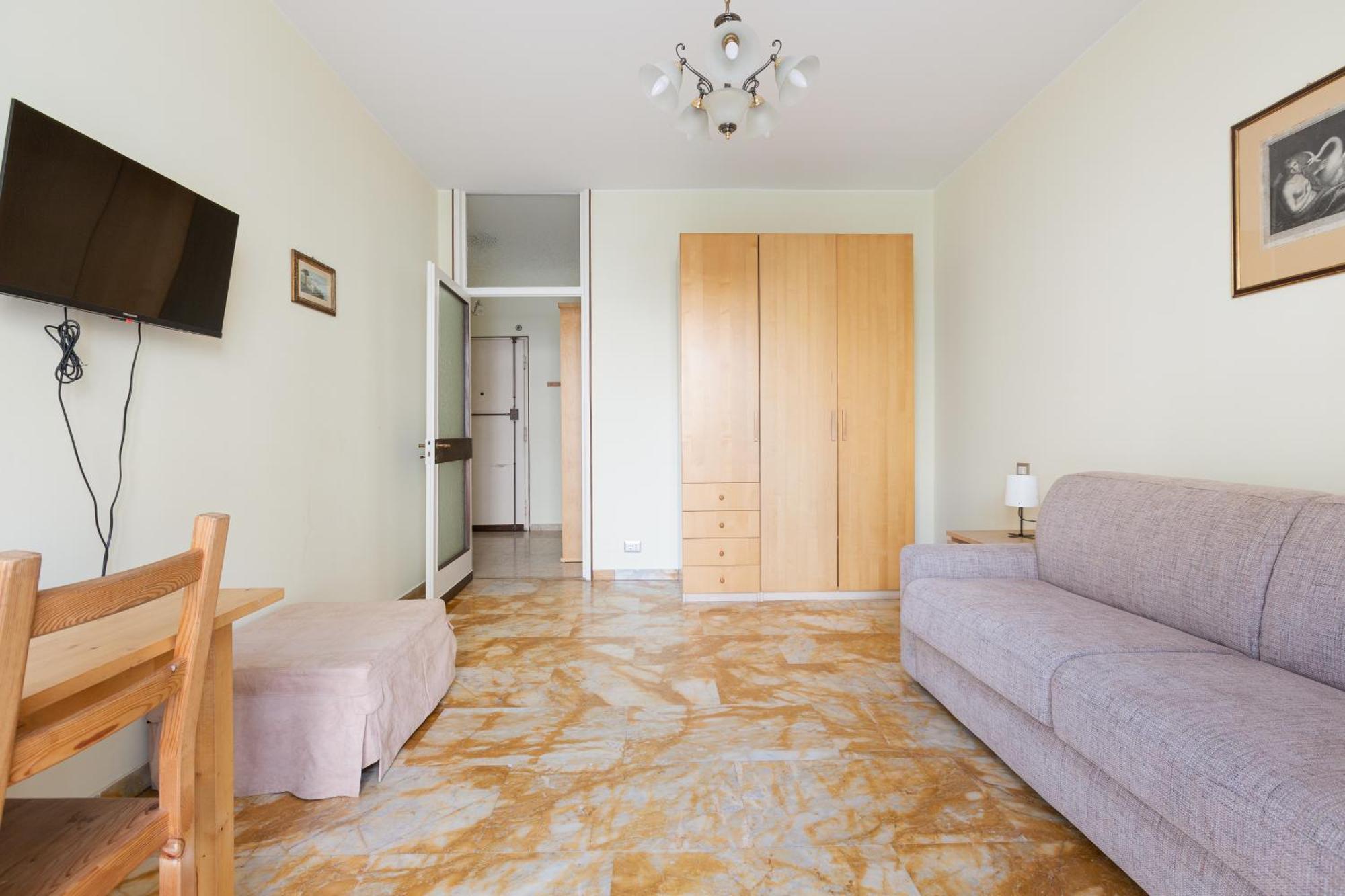 Stazione - Bilocale Con Cucina Separata