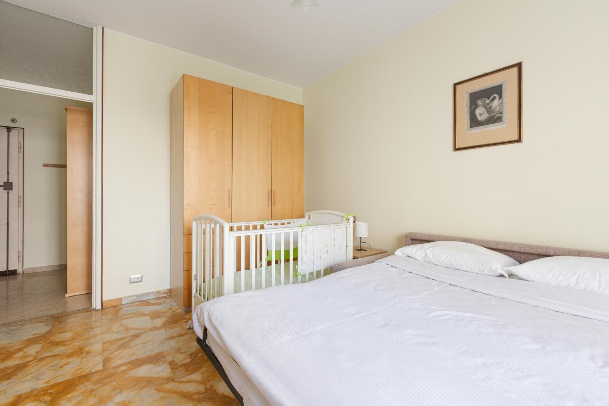 Stazione - Bilocale Con Cucina Separata Appartement