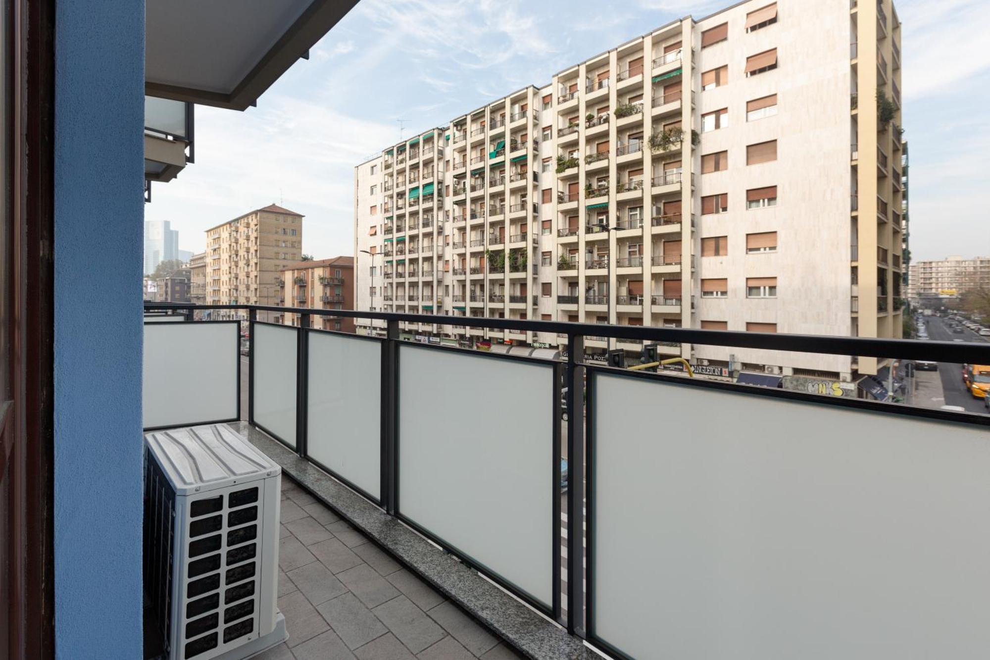 Stazione - Bilocale Con Cucina Separata Appartement
